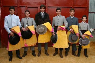 TENTADERO EN LA PLAZA DE TOROS DE CHAPIN EN JEREZ